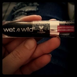 Wet 💦 n wild 🐺 lip gloss